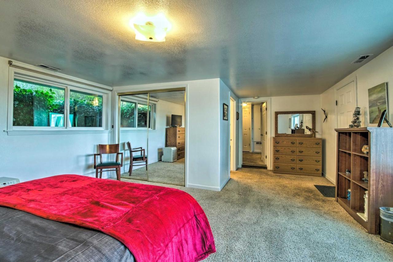 Cliffside Lighthouse Beach Home With Ocean View Coos Bay Zewnętrze zdjęcie