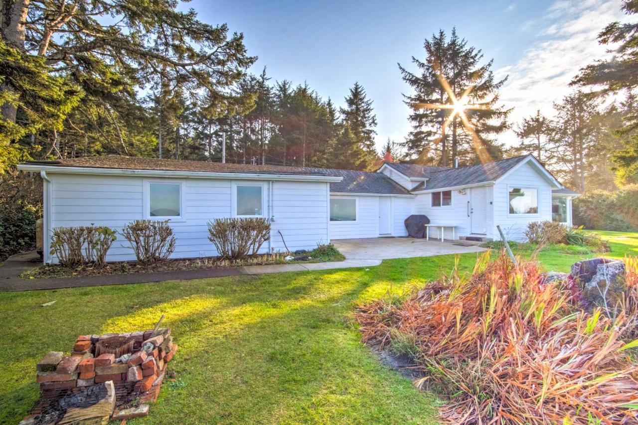 Cliffside Lighthouse Beach Home With Ocean View Coos Bay Zewnętrze zdjęcie